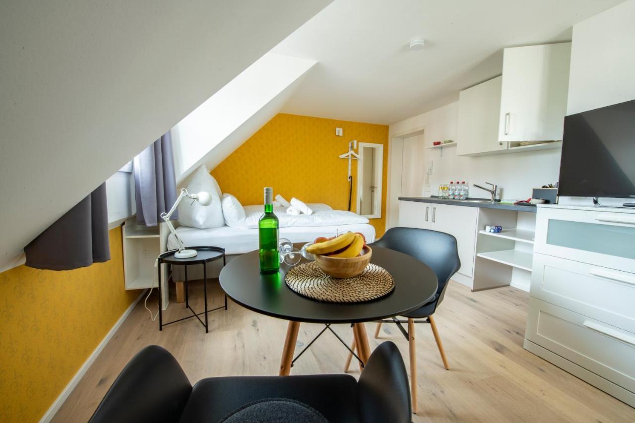 Gaestehaus Am Schlossplatz Z. 3 Meersburg Zewnętrze zdjęcie