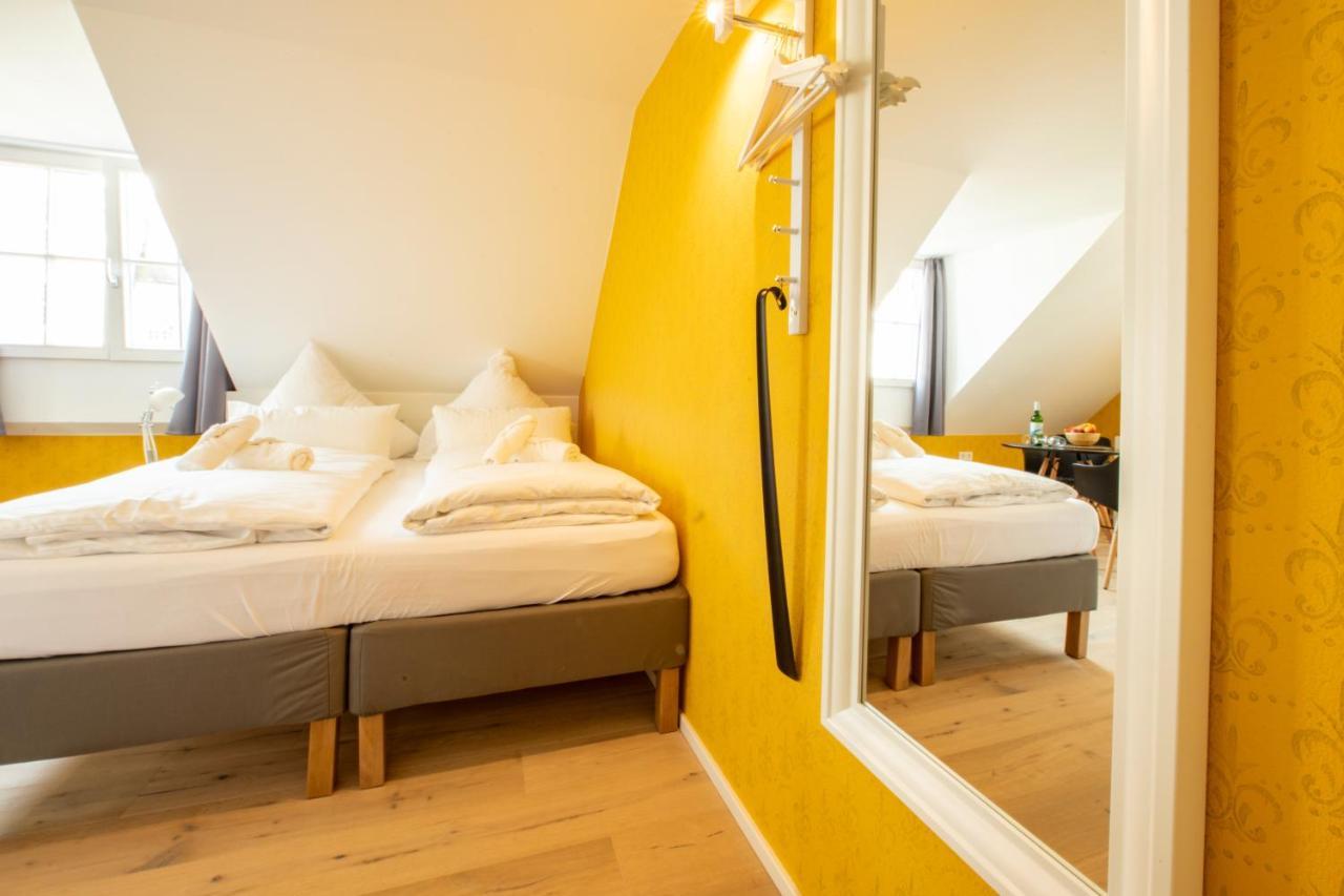 Gaestehaus Am Schlossplatz Z. 3 Meersburg Zewnętrze zdjęcie